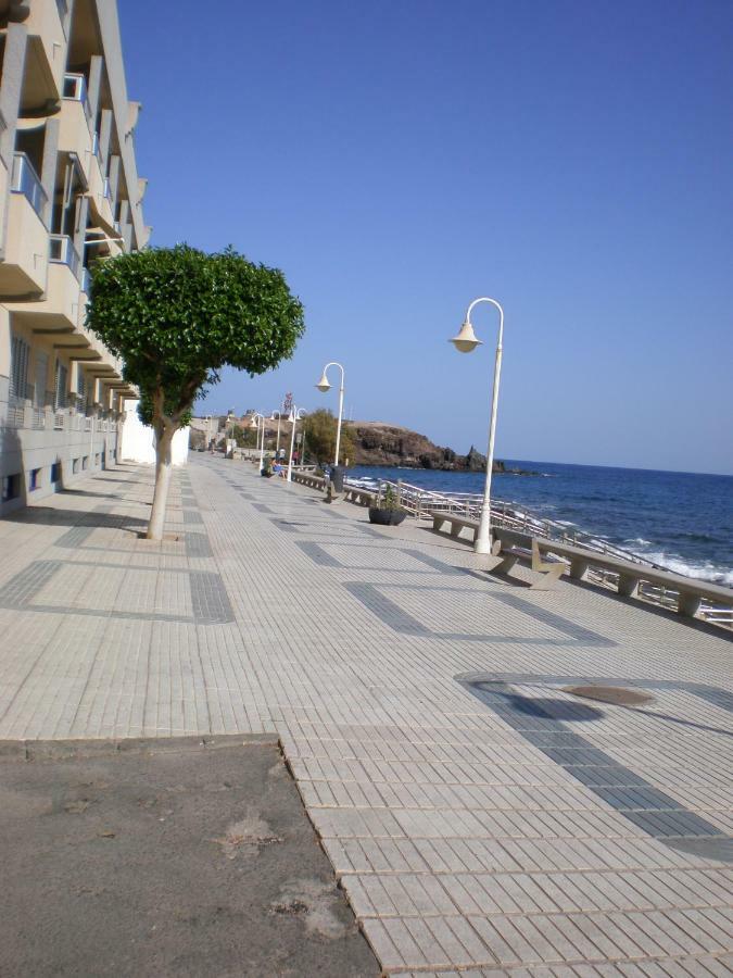 A Un Paso Del Mar