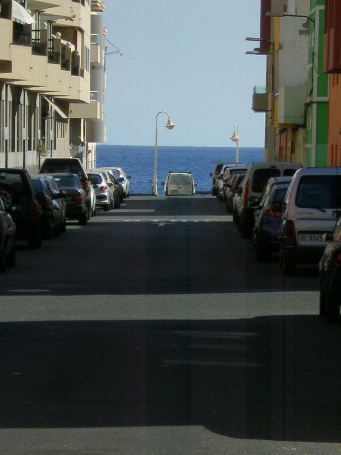 A Un Paso Del Mar *